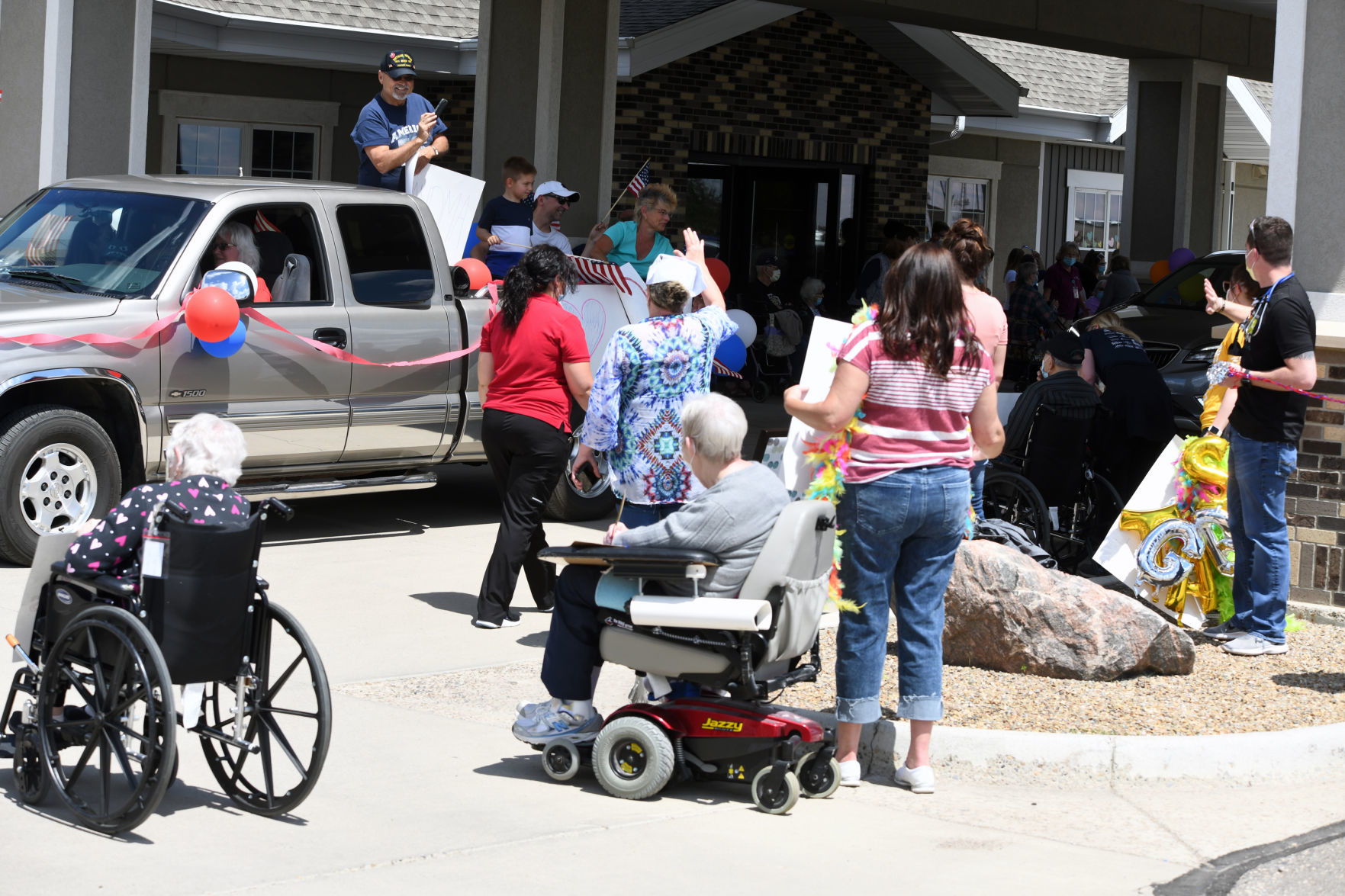 nursing-home-parade